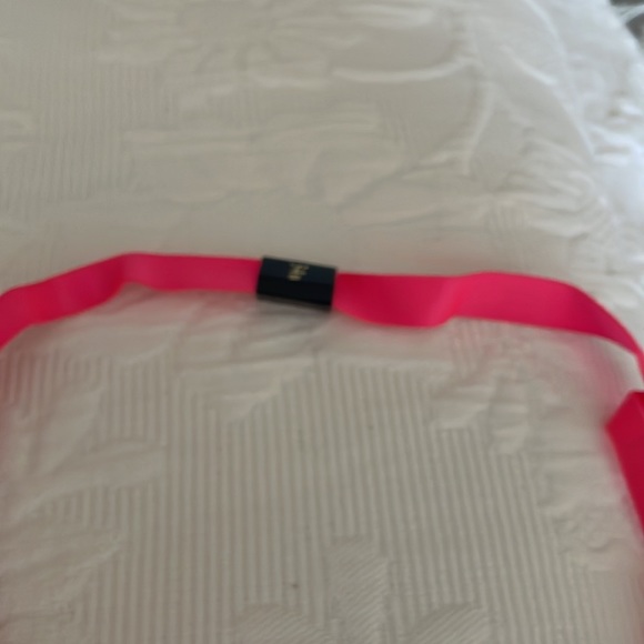 NWT Victoria’s Secret Plunge Bra - Picture 3 of 6